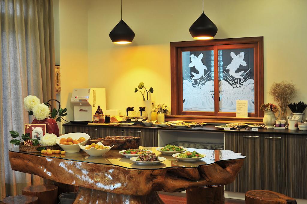 Bed and Breakfast Yunju House Цзяоси Экстерьер фото